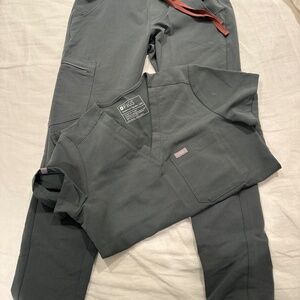 Figs xxs scrub set in bamboo